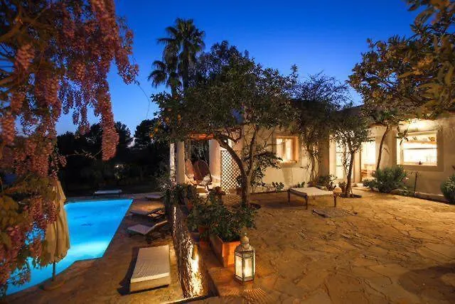 Can Torres Con Piscina Y Jardin, Santa Gertrudis Santa Gertrudis  Spain